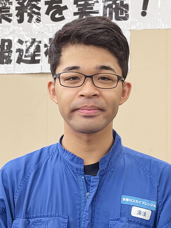 航空機整備部 湯浅さん (2022年入社)