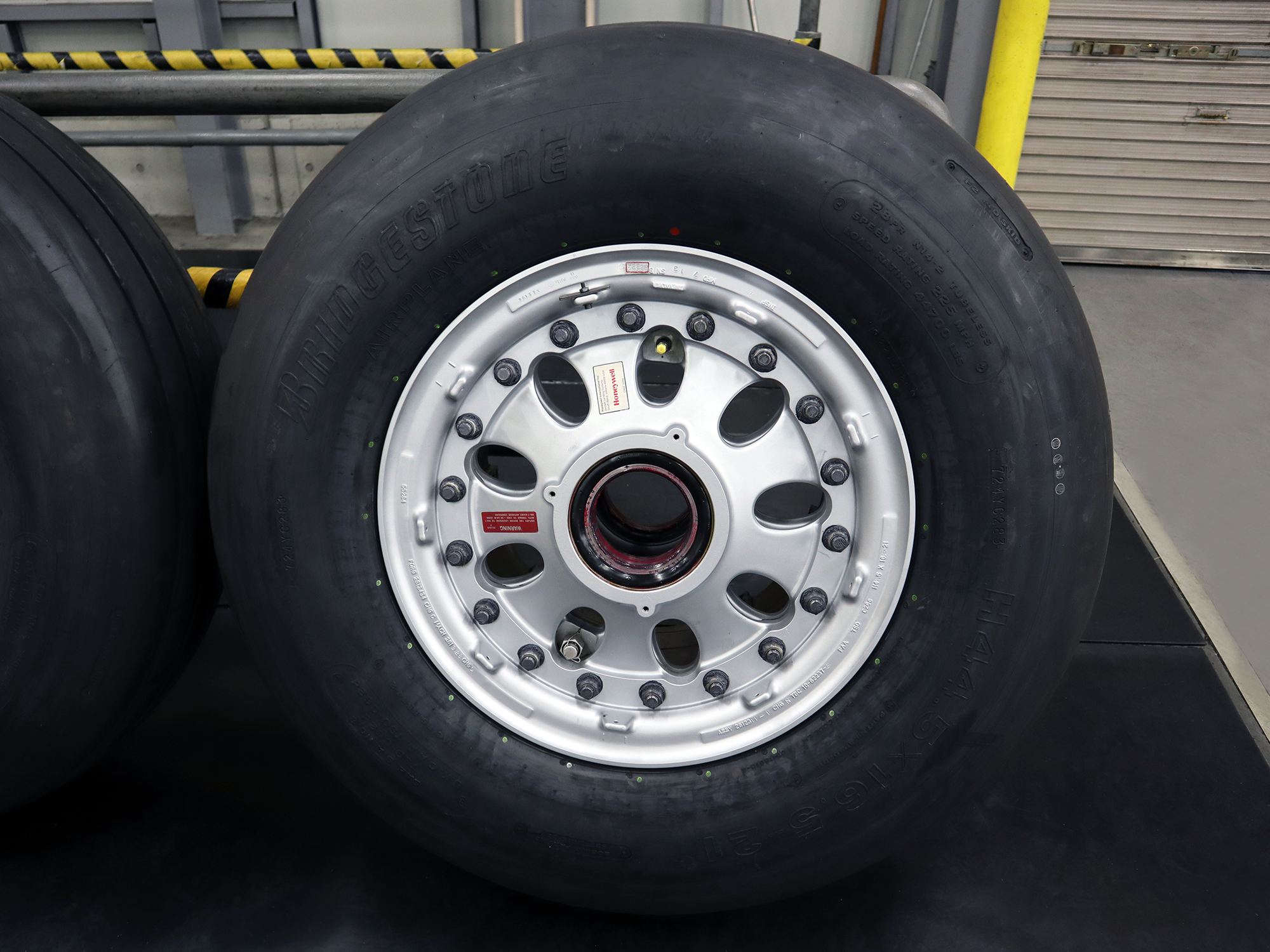 Wheel & Tire Assembly